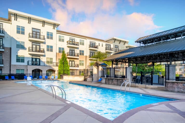 Bradford Cary Apartments resort-style swimming pool.