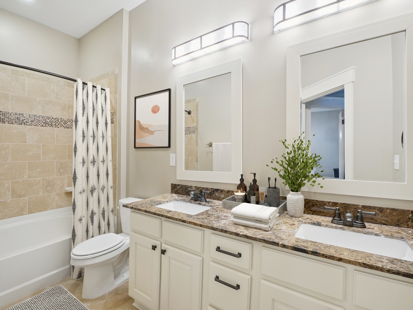Bradford-Cary-apartments-bath1